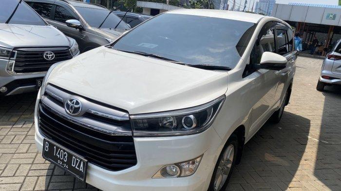 Mobil bekas Toyota Innova Diesel V AT 2019
