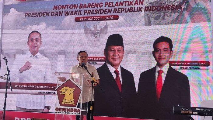 Dr Kiki Handoko Ketua Panitia Nonton Bareng Pelantikan Presiden Indonesia 2024-2029, Prabowo Subianto dan Wakil Presiden Gibran Rakabuming Raka undang ratusan warga Sumut ke kantor Gerindra Sumut Jalan Sudirman, Minggu (20/10/2024) 