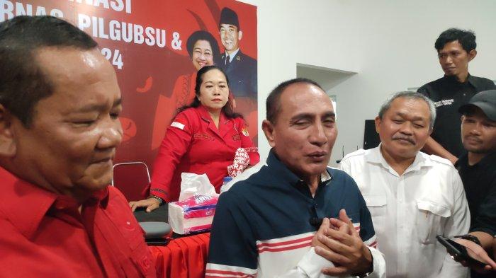 Edy Rahmayadi saat menyambangi kantor PDIP untuk mengembalikan formulir pendaftaran calon Gubernur Sumut.