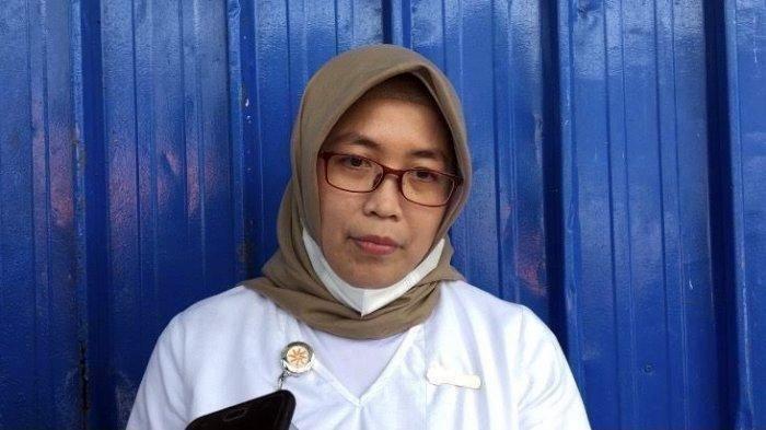 Tampang Ervina Zulaeha (49), Kepala Bulog Bulukumba Sumsel, Jual Beras Bulog 700 Kg ke Pedagang, Raup Keuntungan Rp 2,1 Miliar. (Istimewa)