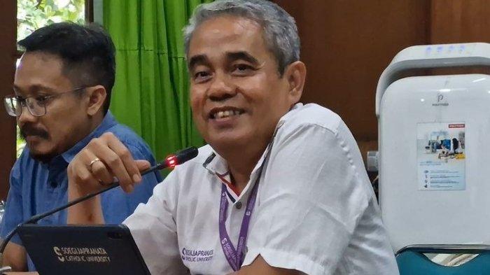 Rektor Universitas Katolik Soegijapranata, Ferdinandus Hindarto.