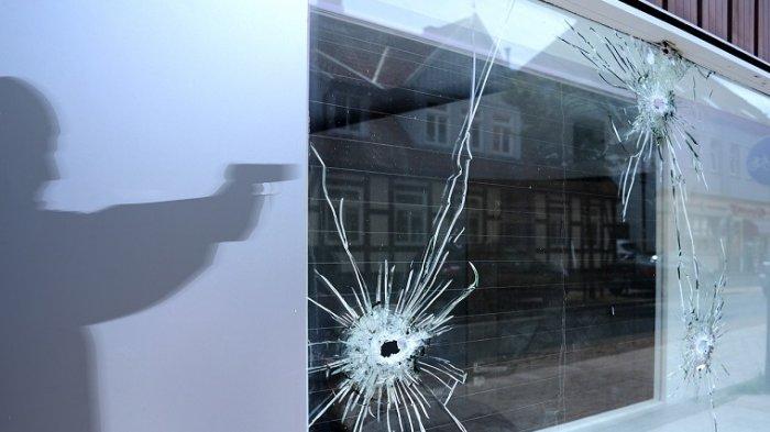 Foto ilustrasi perampok bersenjata.