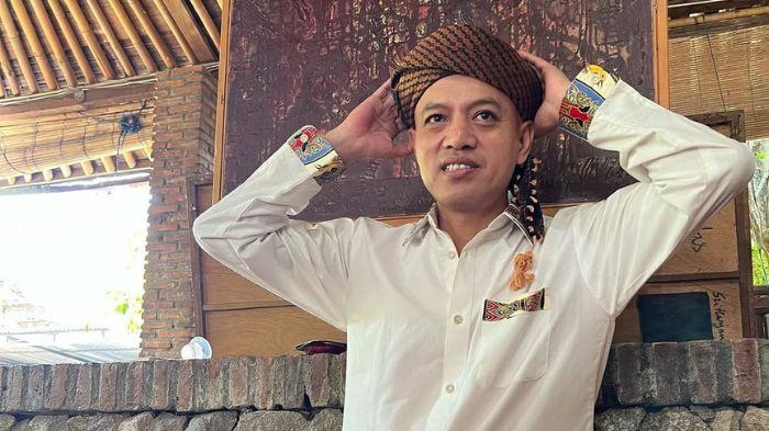 SANKSI ADAT- Muhammad Fuad Riyadi, yang dikenal dengan panggilan Gus Fuad Plered dijatuhi sanksi adat setelah dilaporkan atas dugaan penghinaan terhadap