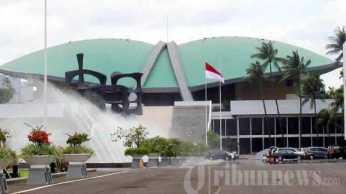 Gedung DPR RI di Senayan, Jakarta