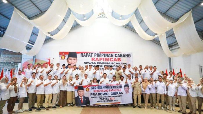 DPC Partai Gerindra Medan sepakat mendukung putra Presiden Joko Widodo yang juga Wali Kota Solo, Gibran Rakabuming Rakat sebagai wakil presiden pendamping Prabowo Subianto, Senin (12/10/2023).