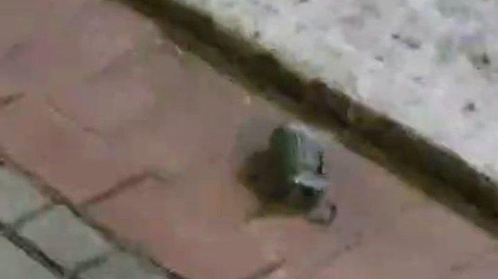 Granat terpental ke permukiman warga