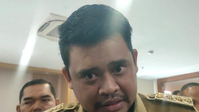KORBAN TPPO: Gubernur Sumut Bobby Nasution saat diwawancarai seusai pemberian bonus para atlet PON Aceh-Sumut yang mendapat medali, Selasa (25/5/2025). Bobby mengatakan, WNI asal sumut terbanyak korban TPPO di Myanmar.