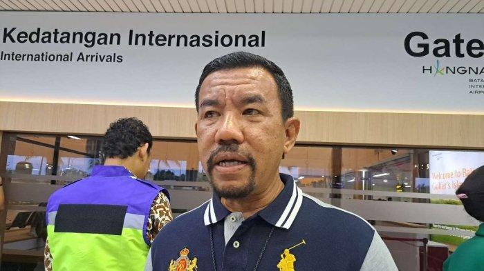 Kepala Dinas Pariwisata Provinsi Kepri, Guntur Sakti saat memberikan keterangan.