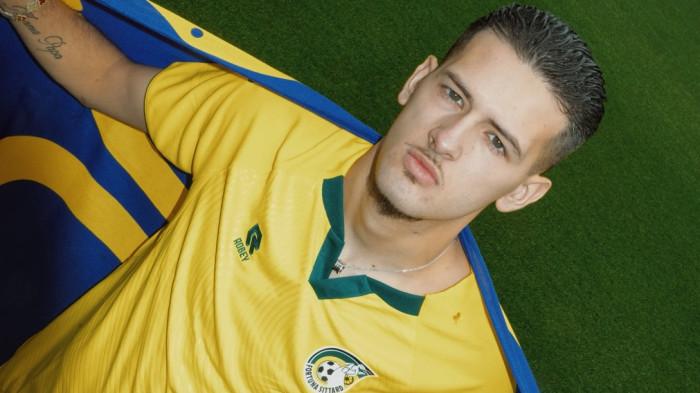 GABUNG FORTUNA SITTARD - Fortuna Sittard resmi perkenalkan Justin Hubner sebagai pemain anyar di bursa transfer musim panas 2025. Bek Timnas Indonesia itu dikontrak tiga musim.