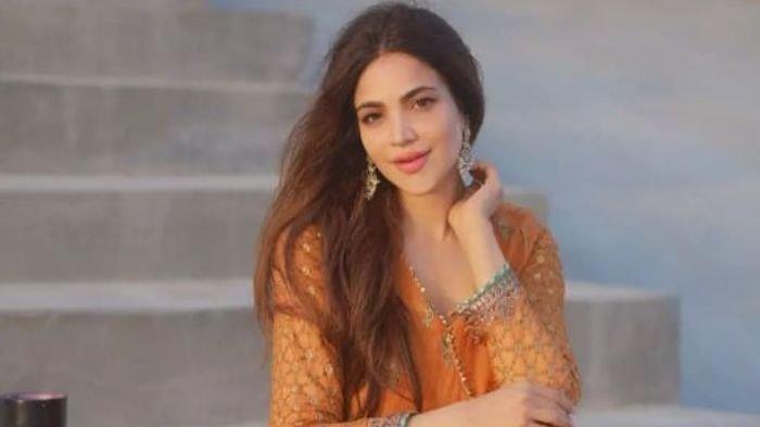 TEWAS- Humaira Asghar Ali, aktris dan model asal Pakistan ditemukan tewas di kediamannya yang ada di kompleks perumahan mewah Defense Housing Authority (DHA) Fase VI, Karachi, Pakistan.