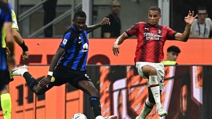 Aksi Marcus Thuram dalam laga Inter Milan vs AC Milan pada lanjutan Liga Italia 2023-2024.