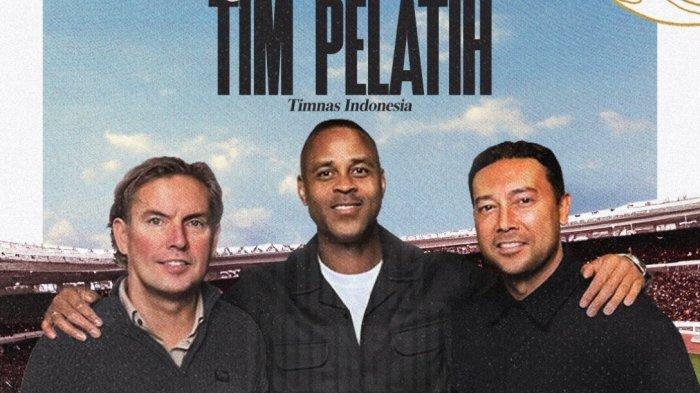 Jajaran pelatih Timnas Indonesia, Patrick Kulivert (tengah) sebagai pelatih kepala, sedangkan Alex Pastoor dan Danzaat sebagai asisten