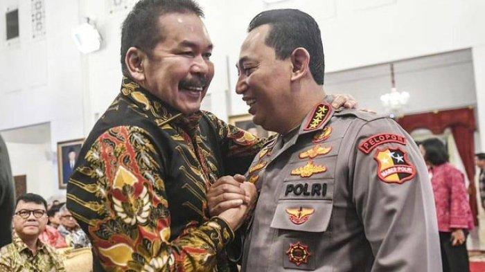 Jaksa Agung RI ST Burhanuddin dan Kapolri Jenderal Listyo Sigit Prabowo bertemu di Istana beberapa waktu lalu. (IG)