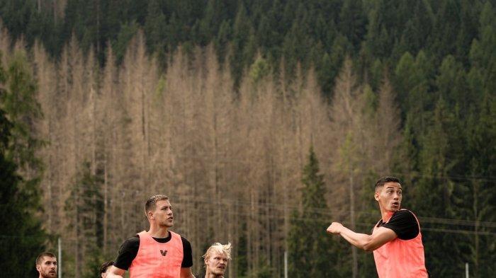 Jay Idzes berlatih bersama Venezia jelang Liga Italia Serie A 2024-2025