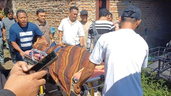 Jenazah korban dievakuasi dan dibawa ke rumah sakit Bhayangkara Medan, guna pemeriksaan medis.