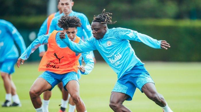 Jeremy Doku berpotensi jalani debut bersama Manchester City kala bentrok Sheffield United di Liga Inggris 2023-2024, Minggu (27/8/2023)
