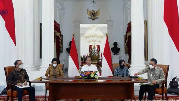 Masyarakat mengeluhkan kenaikan harga BBM