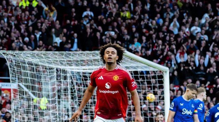 Manchester United pesat gol ke gawang Everton di Liga Inggris 2024-2025, Minggu (1/12/2024).Joshua Zirkzee sumbang dua gol.