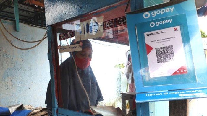 Rasidi dan Eka, Warga Karawang Bangkit dari Keterpurukan Berkat Program MBG