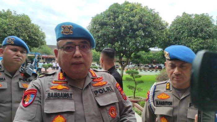 Kabid Propam Polda Sumut Kombes Bambang Tertianto saat diwawancarai beberapa waktu lalu di Polda Sumut. Kabid Propam Polda Sumut Kombes Bambang Tertianto mengatakan pihaknya sudah mendatangi lapas tempat Endar ditahan untuk mendengar langsung kesaksiannya, Selasa (4/12/2025).