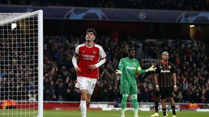 Pemain Arsenal, Kai Havertz, merayakan golnya yang membuka kemenangan besar atas Lens pada matchday 5 Liga Champions, Rabu (29/11/2023) di Stadion Emirates, London.