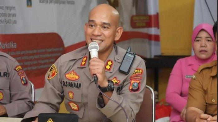 KAPOLRES PELABUHAN BELAWAN:  AKBP Oloan Siahaan saat bertugas menjadi Kapolres Pakpak Bharat. Kini, AKBP Oloan Siahaan menjabat Kapolres Pelabuhan Belawan sesuai Telegram Polri pada Rabu (12/3/2025). (DOK POLRES PAKPAK BHARAT)