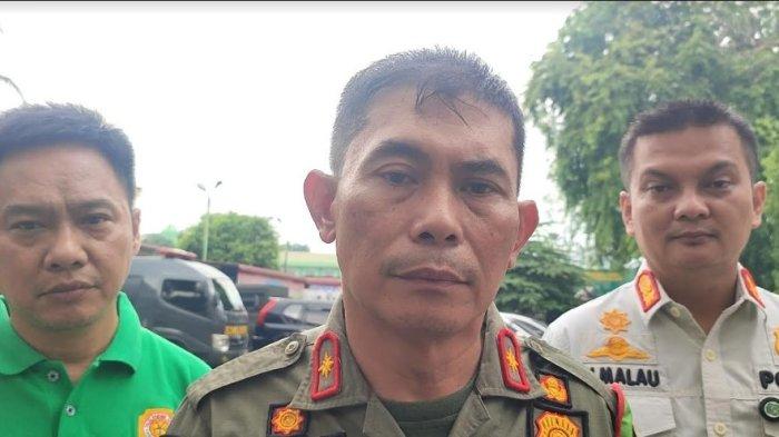 Kasatpol PP Rakhmat Harahap saat diwawancarai Tribun Medan di Gelanggang Remaja, jalan Sutomo, Rabu (1/5/2024).  Menurutnya, permasalahan Rakesh yang menghalangi tugas Satpol PP, akan berkoordinasi dengan pihak kepolisian.