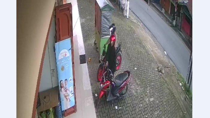 Dua Karyawan Toko Gorden Curi Motor karena Sakit Hati, Kabur ke Bandung