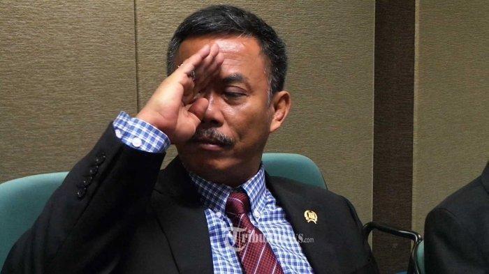 Ketua DPRD DKI Jakarta Praseto Edi Marsudi dilaporkan warga Brebes setelah singgung soal telur asin dalam rapat.