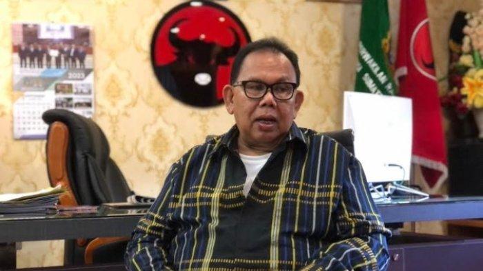 Ketua DPRD Sumut Baskami Ginting saat diwawancarai di ruang kerjanya, di Gedung DPRD Sumut, di Jalan Imam Bonjol, Kota Medan, Jumat (15/9/2023).