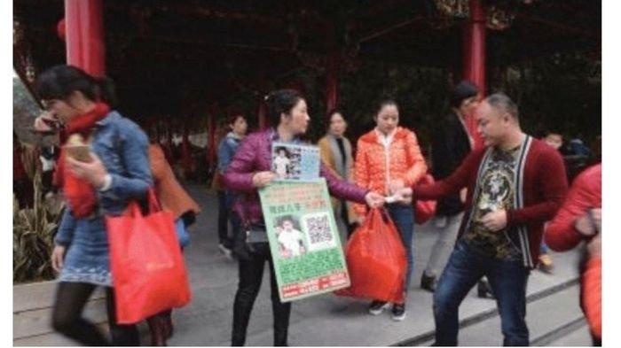 HILANG 25 TAHUN: Kisah Haru Pertemuan Ibu dan Anak setelah 25 Tahun Berpisah, Diculik saat Masih Berusia 3 Tahun tepatnya pada tanggal 29 Desember 1991, di wilayah Duguan, Guizhou, Tiongkok. (Via Tribunstyle.com)