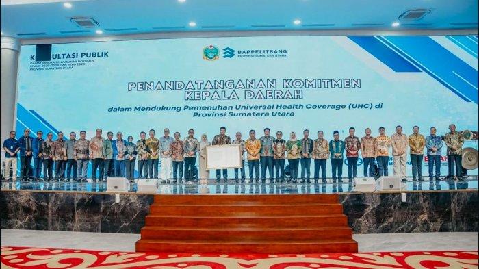 KONSULTASI PUBLIK: Bupati Pakpak Bharat, Franc Bernhard Tumanggor dan Gubernur Sumut Bobby Nasution dalam Konsultasi Publik penyusunan dokumen Rencana Pembangunan Jangka Menengah Daerah (RPJMD) 2025-2029 dan Rencana Kerja Pemerintah Daerah (RKPD 2026 Provinsi Sumatera Utara, Kamis (20/3/2025).