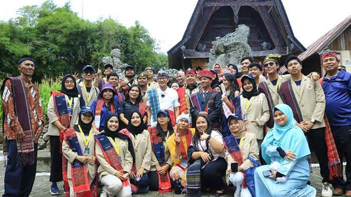 Kunjungan Menparekraf dalam rangka penilaian terhadap Desa wisata yang masuk nominasi 75 Besar Anugerah Desa Wisata Indonesia (ADWI) 2023.