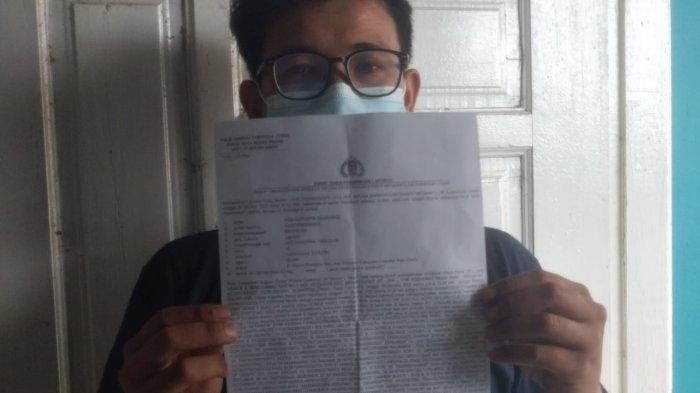 AN (29) kurir antar barang pada satu ekspedisi di Kota Medan yang sepeda motor dan 61 paket bawaannya dicuri maling.