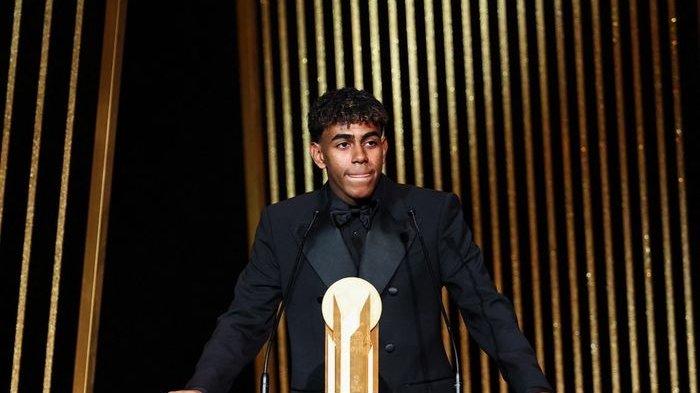 Rodri memutuskan untuk mengirimkan doa masa depan ke Lamine Yamal setelah berhasil menjadi juara Ballon d'Or 2024.