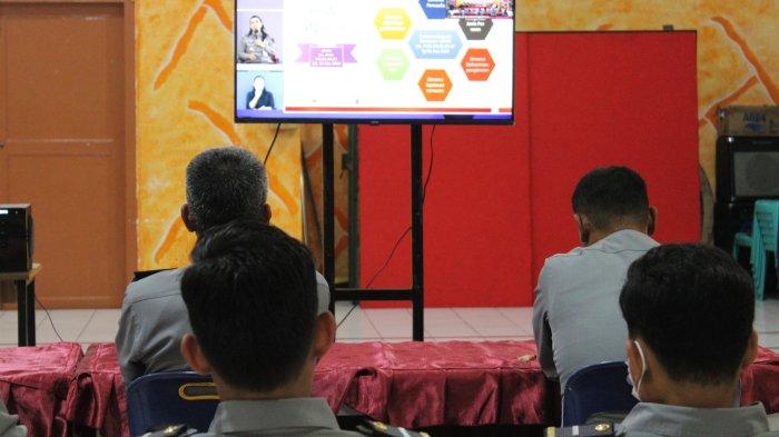 Tujuan utama dari diskusi ini adalah untuk meningkatkan pemahaman dan implementasi kebijakan yang efektif dalam pengelolaan lembaga pemasyarakatan serta perlindungan HAM.