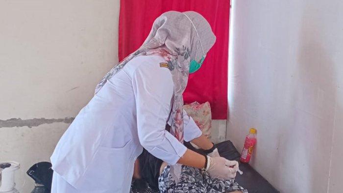 Lembaga Pemasyarakatan (Lapas) Labuhan Bilik Kanwil Kemenkumham Sumatera Utara, terus meningkatkan pelayanan kesehatan bagi Warga Binaan Pemasyarakatan (WBP).