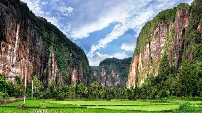 Lembah Harau yang indah