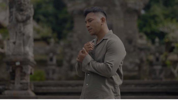 Fabio Asher lagu Berharap Kau Kembali lirik dan arti