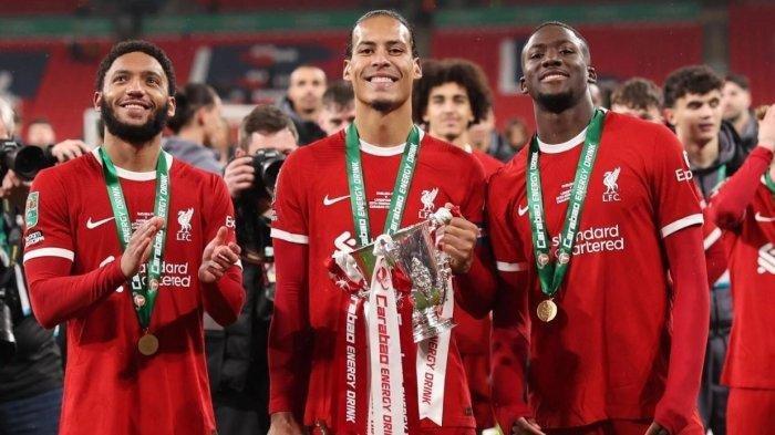 Liverpool keluar sebagai juara Carabao Cup 2024 setelah mengalahkan Chelsea dengan skor tipis 1-0 di Wembley Stadium pada Minggu (25/2/2024).