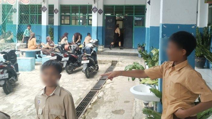 TKP kejadian salah satu siswa SMP di Kota Bengkulu ditikam kakak kelasnya sendiri hingga harus dilarikan ke rumah sakit, Rabu (24/1/2024).
