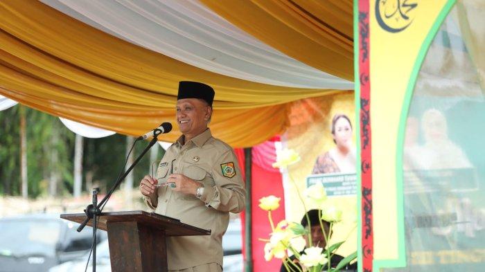 MTQ 2025: Wakil Bupati Pakpak Bharat, H Mutsyuhito Solin, Dr, M.Pd membuka Musabaqah Tilawatil Qur'an (MTQ) tingkat Kecamatan Sitellu Tali Urang Jehe, Kabupaten Pakpak Bharat, Provinsi Sumut, yang dipusatkan di Desa Malum, hari ini Selasa (15/4/2025). (Diskominfo Pakpak Bharat)