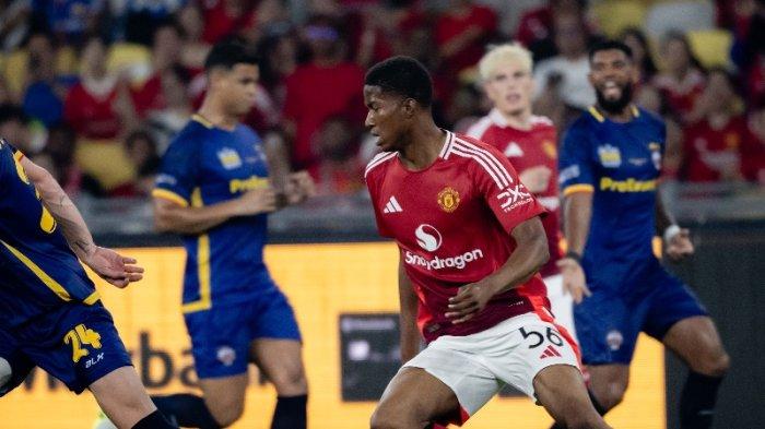KALAH - Manchester United dikalahkan ASEAN All-Stars dengan skor 0-1 pada laga tur pascamusim yang berlangsung di Stadion Bukit Jalil, Kuala Lumpur, Malaysia, Rabu (28/5/2025)