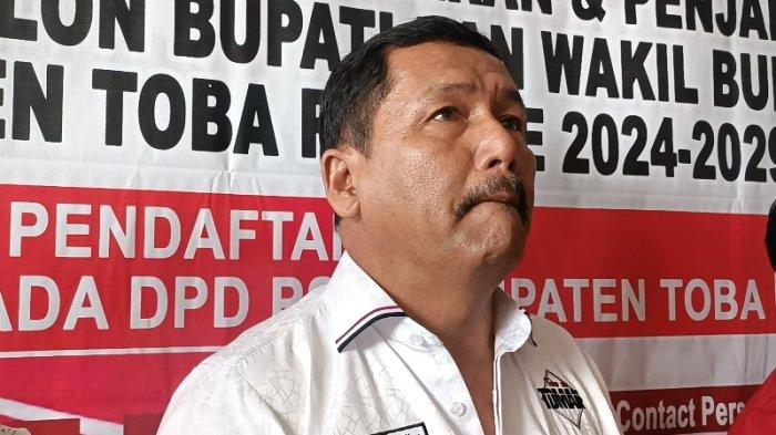 Mantan pemain Hartap dan Perstu Thurman Hutapea