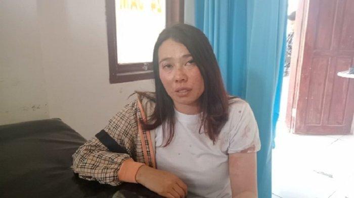Maryam Nurdiantika, seorang wartawati di Mamasa diduga dianiaya istri polisi.
