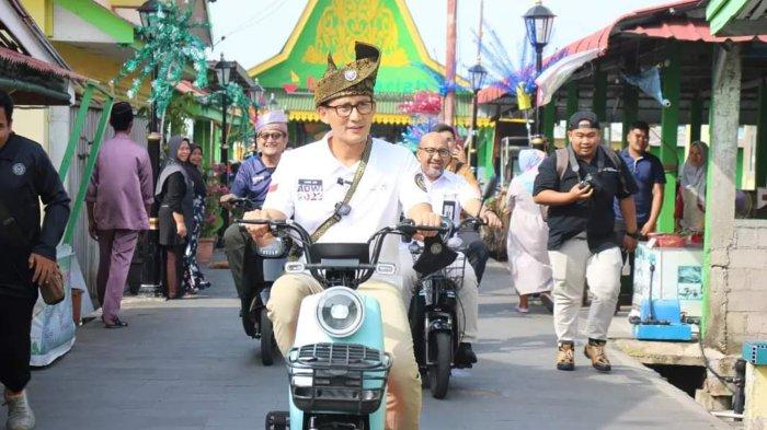 Menteri Pariwisata dan Ekonomi Kreatif (Menparekraf) Sandiaga Uno dijadwalkan akan melaksanakan kunjungan kerja (kunker) di Kota Tanjungpinang, Lagoi, Bintan, dan Kota Batam pada Minggu (31/12/2023) hingga Selasa (2/1/2024).