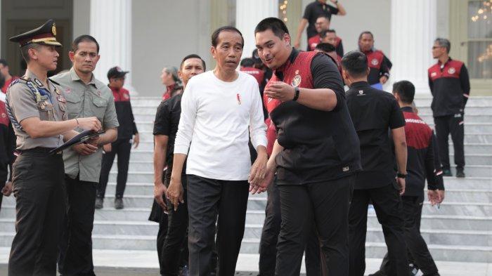 Menteri Pemuda dan Olahraga Republik Indonesia (Menpora RI) Dito Ariotedjo saat mendampingi Presiden Joko Widodo (Jokowi) di Halaman Istana Merdeka, Jakarta, Senin (5/6/2023) lalu.