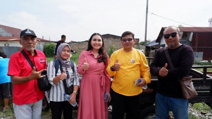 Anggota DPRD Sumut Fraksi PDI Perjuangan, Meryl Rouli Saragih berinisiatif menggandeng komunitas Roda Hijau dan Bank Sampah untuk mengajak masyarakat menukar sampah dengan beras