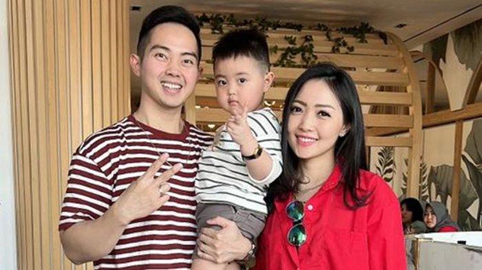 Michael Rendy Wiyono, Lizzabeth dan Clayton