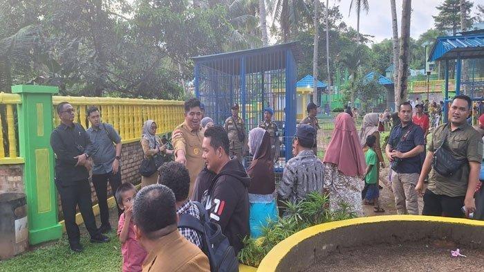 KAWASAN WISATA TERPADU - Suasana Mini Zoo yang berada dalam satu kesatuan Kawasan Wisata Terpadu Kota Kijang, Kabupaten Bintan.
